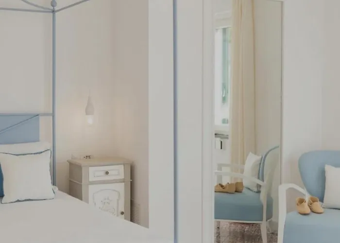 Amira Bed and Breakfast 4*