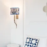 B&B Amira