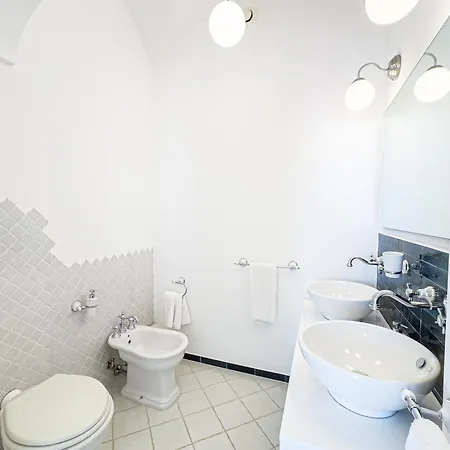 Amira Bed and breakfast 4*